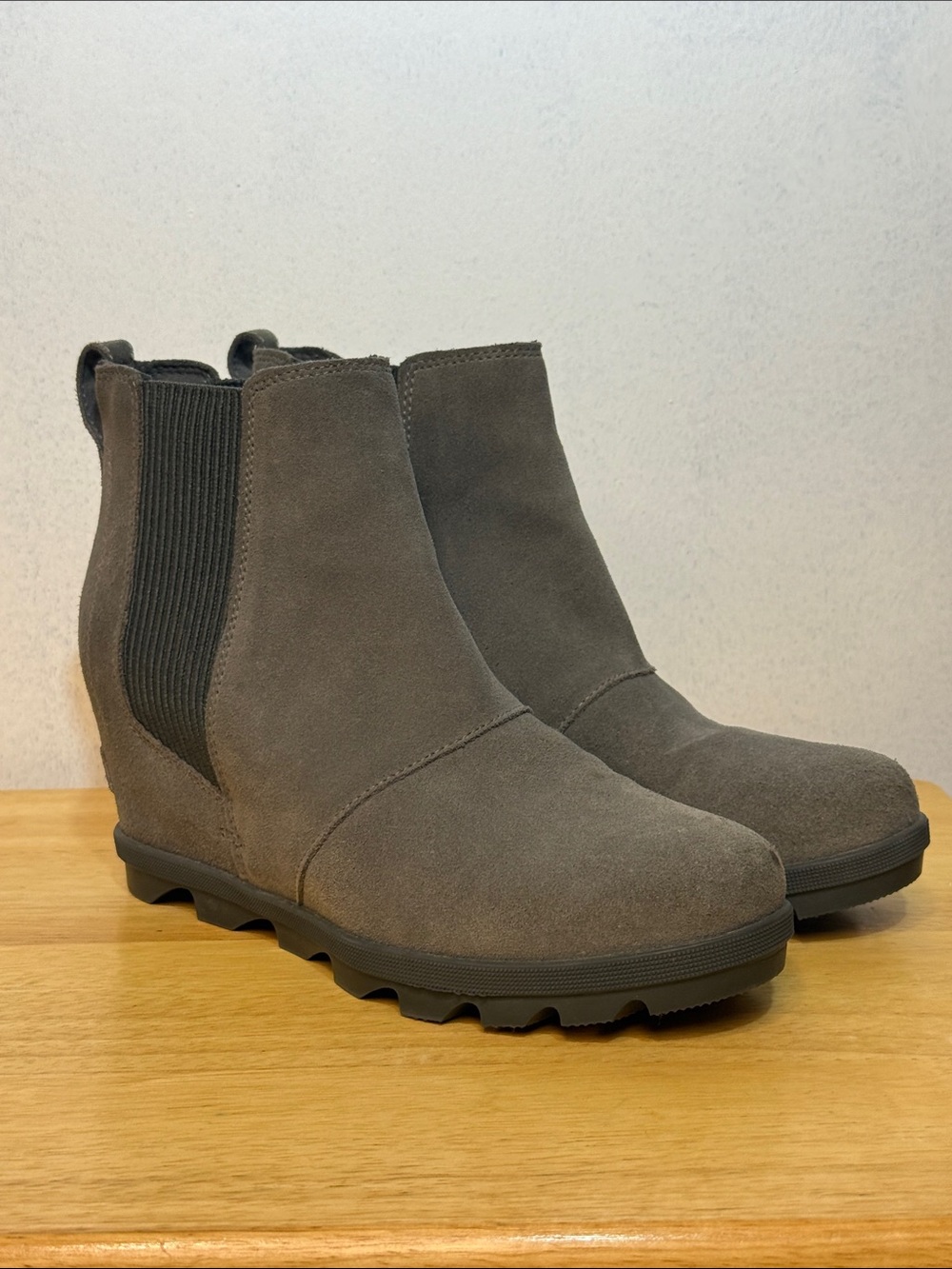 Sorel Gray Suede Wedge Chelsea Booties